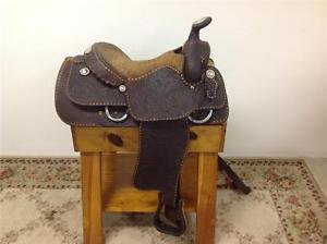 Ryon Western Saddle 15.5" Seat Hand Tooled Leather Mint Condition FREE SHIPPING