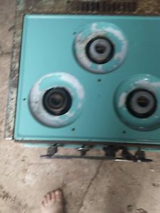 Propane camp stove