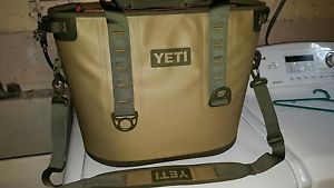YETI HOPPER 30 USED ONE WEEKEND SAVE $$$$