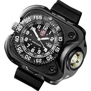 SureFire 2211 Luminox Rechargeable Variable-Output Led GREAT OFFER