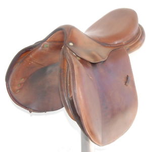 16.5" DEVOUCOUX BIARRITZ SADDLE (SO19347) FULL CALF. AVERAGE CONDITION!! - DWC