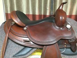 CIRCLE Y FLEX PARK & TRAIL SADDLE