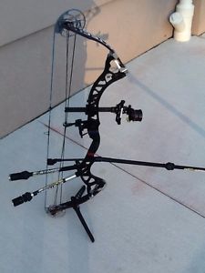 Complete Archery Package Bowtech Specialist LH With Everything You Need.