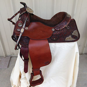 Circle Y Show Saddle Hand Tooled and Jewels 15.5 Clean and Bling