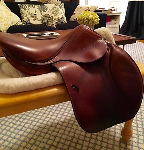 2002 Antares Hunter Saddle, 17in Flat Seat E Model with 2N Flap
