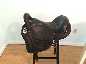 Gary Lane Lady Lite Gaited Tennessee Walking Horse Saddle