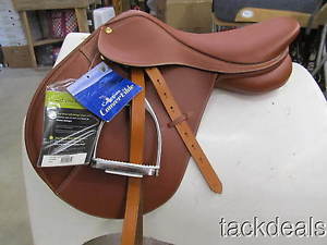 New Collegiate Convertible Integrity Close Contact English Saddle w/Fittings 17