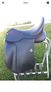 New Without Tags Bates Classical Dressage Saddle
