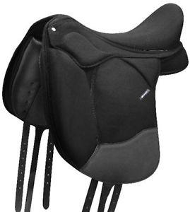 FLOOR MODEL WINTEC Pro Dressage Saddle 18 inch DEAL!