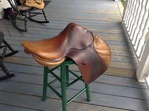 2000 Butet Saddle 16" Used but Well Maintained, Reg Flap, Cover Included.