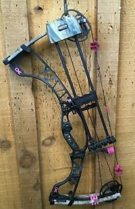 Hoyt Spider 30, LH, 60-70#, 28-30", with skb case and tight spot quiver