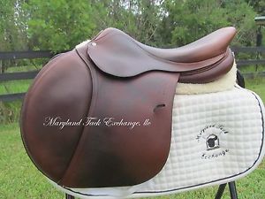 17.5" ANTARES French close contact jumping saddle-INTEGRATED PANELS-4A flaps!