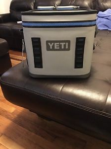 YETI Hopper Flip 12 Cooler BRAND NEW - FREE SHIPPING - Gray
