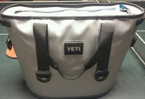 Yeti Hopper 30 NWT Authentic Fog Gray / Tahoe Blue  (MSRP $349.99)