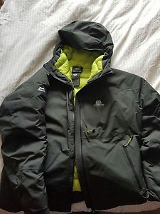 Mountain equipment triton coat