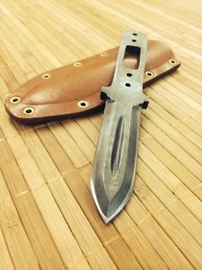Custom Tactical Messer