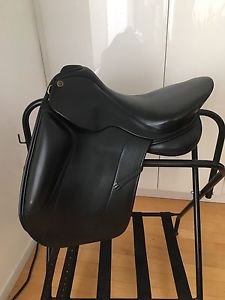 Sommer Dressage Saddle Savoy Flextra 17"