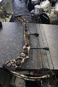 Matthews No Cam HTX compound bow 70/28 NEW!!!