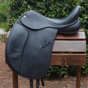 Black Country Eloquence Dressage Saddle – 17.5 M  **** 7 Day Trial Offered ****