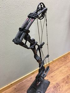 Hoyt Spider 34 30" Draw 70 LB