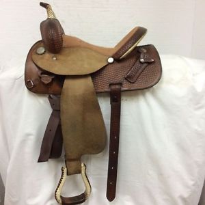 Circle Y Saddlery Barrel Saddle #2046 Used 15" Regular Quarter Horse Bar