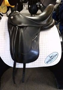 Used Hennig Sofaa Dressage Saddle - Size 18" - Black