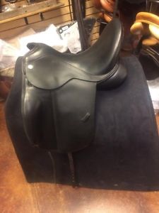 Trilogy Verago Elite Dressage Saddle-17.5" Seat-Gently Used