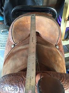 15" Bob Marshall Barrel Saddle
