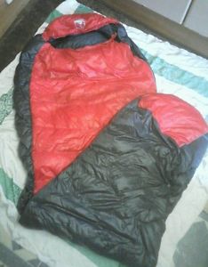 TERRA NOVA VOYAGER 600 GOOSE DOWN SLEEPING BAG excellent condition