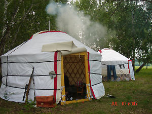 Traditional Mongolian Yurt / Ger foldable and easy to carry!