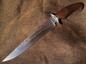 custom bowie messer knife mit hamon