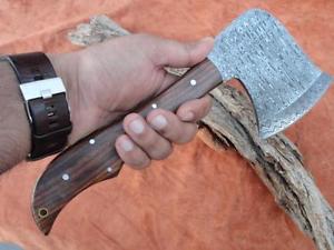 Damast Axt, Damascus Axt handgeschmiedet Banddamast Muster.
