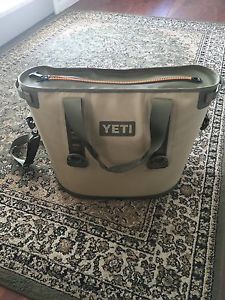 YETI TAN/ORANGE Hopper 30 qt Soft Side Cooler Bag Ice Chest - YHOP30 *GREAT!!*