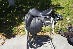 Voltaire dressage saddle 17,Voltaire