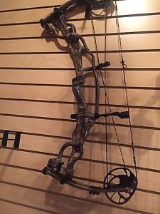 Hoyt CARBON SPYDER 30 Bow