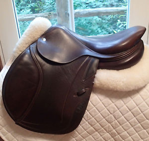 17" CWD Saddle - Full Buffalo - SE01 - 2L Flaps - 2012 - 4.25" dot to dot