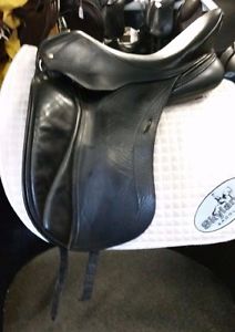 Used Schleese Liberty Dressage Saddle - Size 17.5" - Black