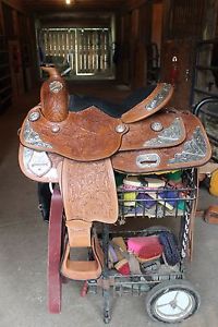Royal King Seven Oaks Silver Youth Show Saddle   Excellent Condition 14" Seat