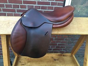 17'25 Butet Close Contact saddle - 2010