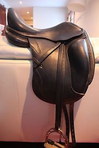 17" CWD Dressage Saddle NEW PRICE  DEAL need to sell!