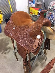 16" Alamo Saddle
