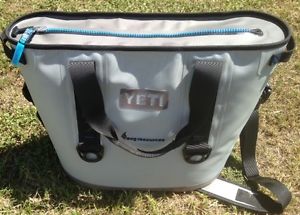 Yeti Hopper 30 Gray / Tahoe Blue Portable Soft Cooler