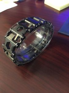 leatherman Tread