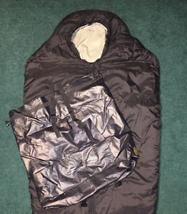 USMC Outer Sleeping Bag, Extreme Cold Weather w/ SealLine WP Sack (Damaged)