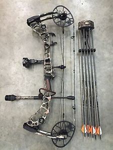 Mathews Halon 6  RH  30" Draw  60-70 LB  Lost XD Camo  Loaded!!