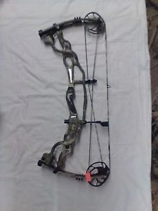 Hoyt Carbon Spyder 30 NEW