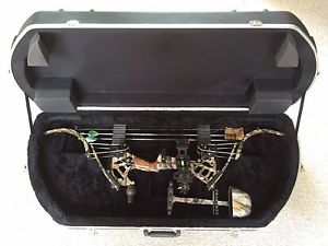 ONEIDA KESTREL W/HARD SHELL CASE