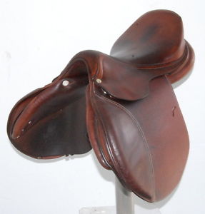 17.5" ANTARES SADDLE (S99103076) NEW FLAPS VERY GOOD CONDITION!! - XVD