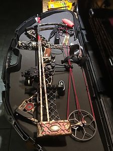 Matthews Solocam Creed XS Bow Loaded W/ Acc Case Led Fiber Optic Sights Plus