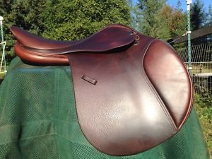 Tad Coffin 18" English Saddle A5 Close Contact Jumping